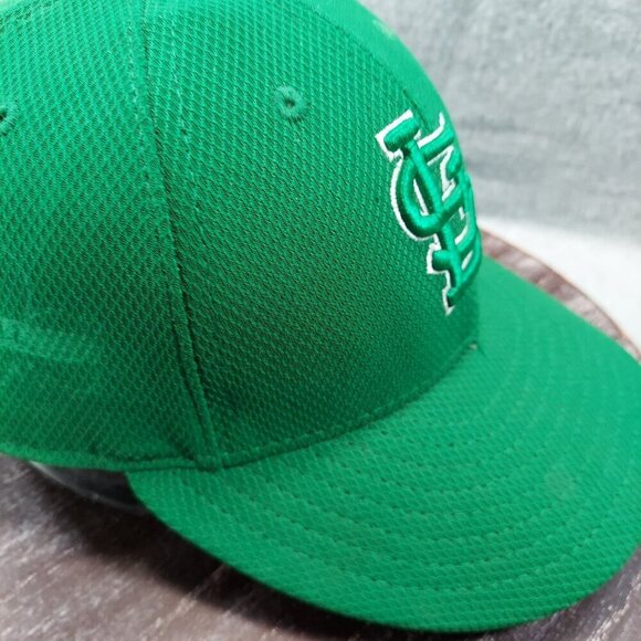 St. Louis Cardinals Green MLB Baseball Cap Clover on Side 7 1/8 - Picture 8 of 14
